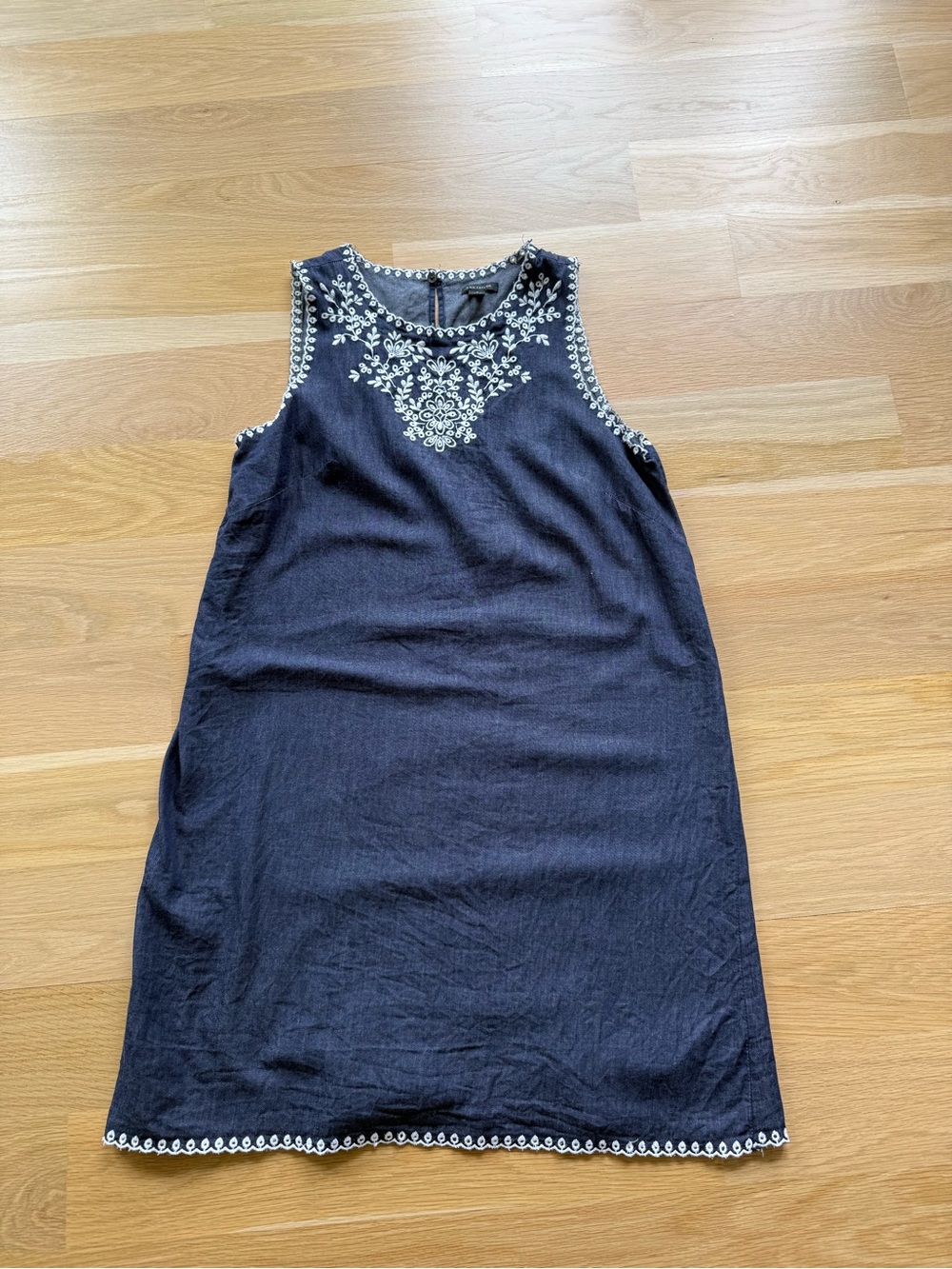 Embroidered Navy Sleeveless Shift Dress